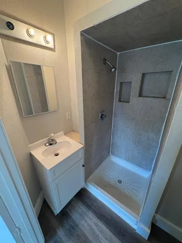 $129,900 | 211 Clinton Street, Austin, MN 55912