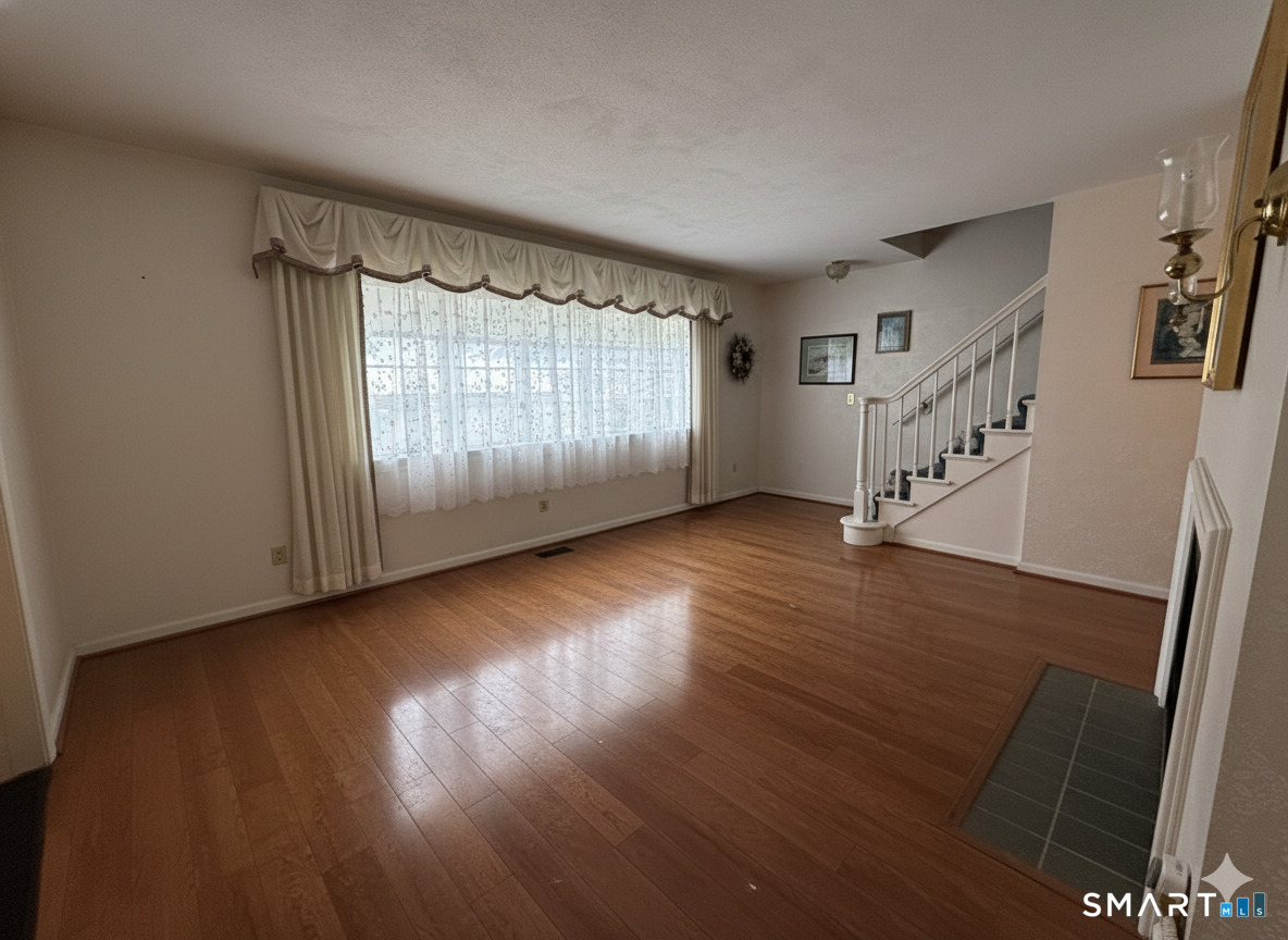 13 Quail Court Windsor Locks, CT 06096 - Photo 7 of 40