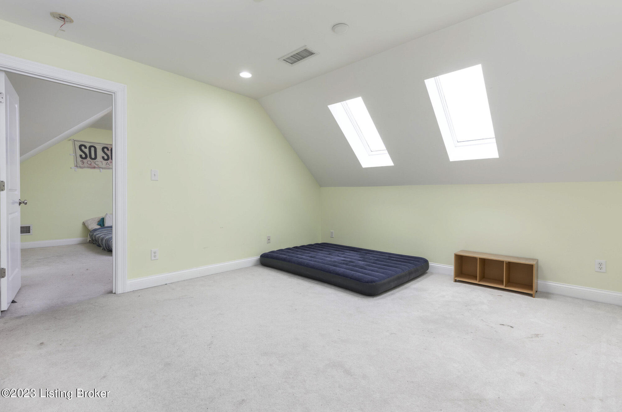 13400 Ridgemoor Drive Prospect, KY 40059 - Photo 36 of 57 8FDA170B-002C-4CFC-9B2D-2F14016D9C1D