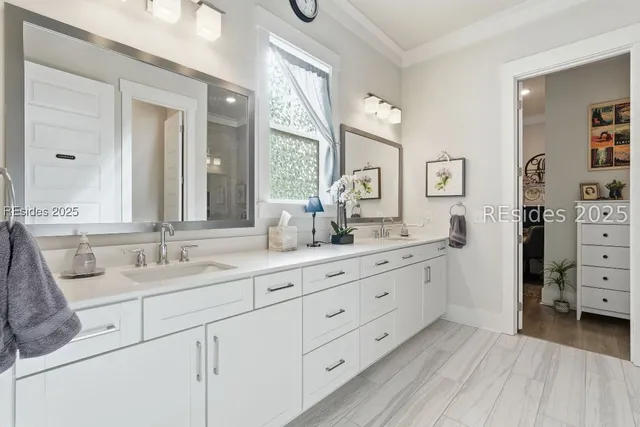 $975,000 | 9 Blue Dasher Lane, Bluffton, SC 29909