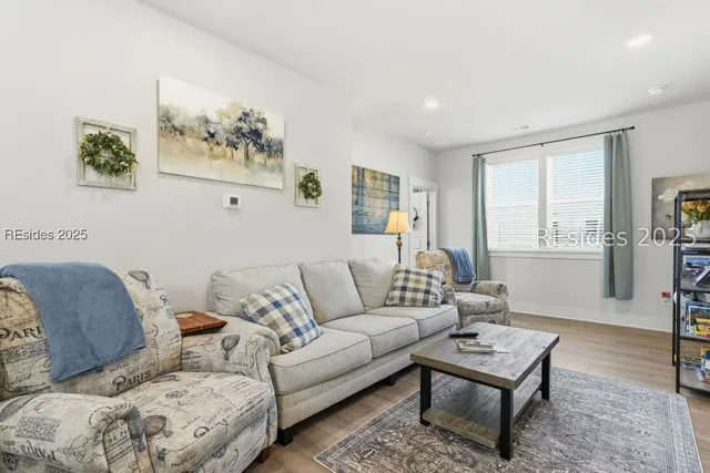 $975,000 | 9 Blue Dasher Lane, Bluffton, SC 29909