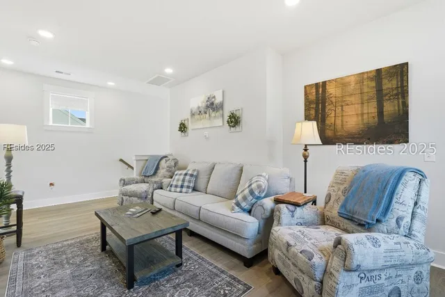 $975,000 | 9 Blue Dasher Lane, Bluffton, SC 29909