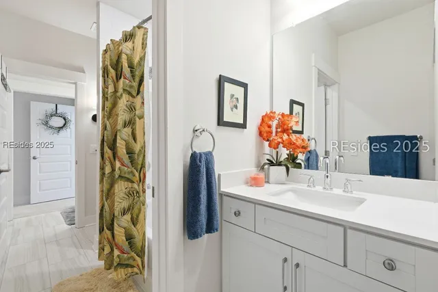 $975,000 | 9 Blue Dasher Lane, Bluffton, SC 29909