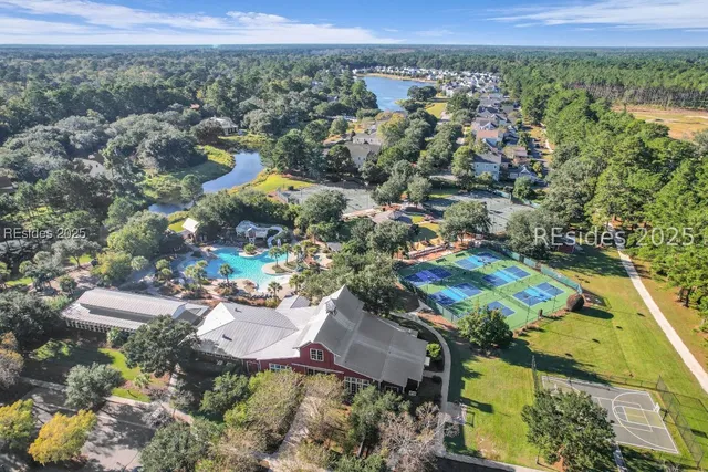 $975,000 | 9 Blue Dasher Lane, Bluffton, SC 29909