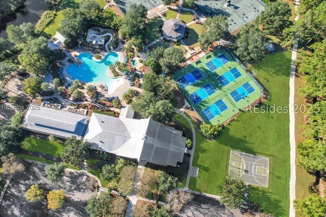 $975,000 | 9 Blue Dasher Lane, Bluffton, SC 29909