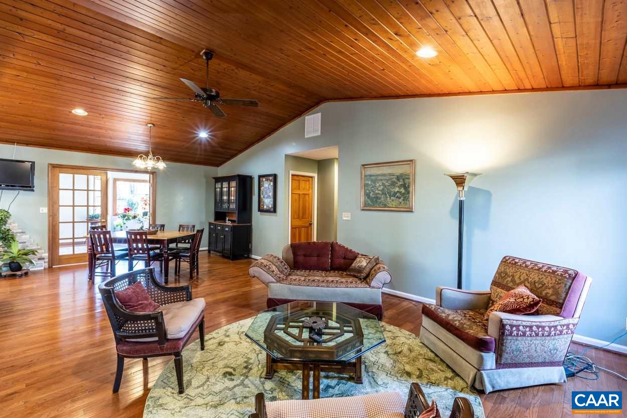 28 Colonial Road Palmyra, VA 22963 - Photo 17 of 40 a living room with furniture and wooden floor