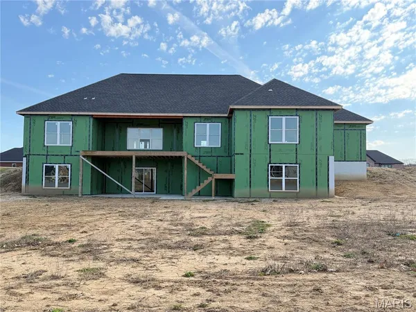 $869,900 | 1383 Walnut Rdg Drive, Columbia, IL 62236
