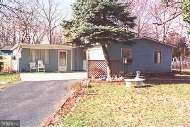 13718 Joyce Road Woodbridge, VA 22191 - Photo 1 of 11 Exterior (Main)