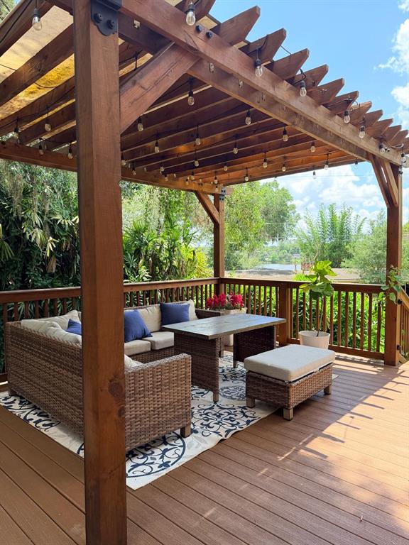 725 Lake Avenue Altamonte Springs, FL 32701 - Photo 2 of 37 Gallery Image 2