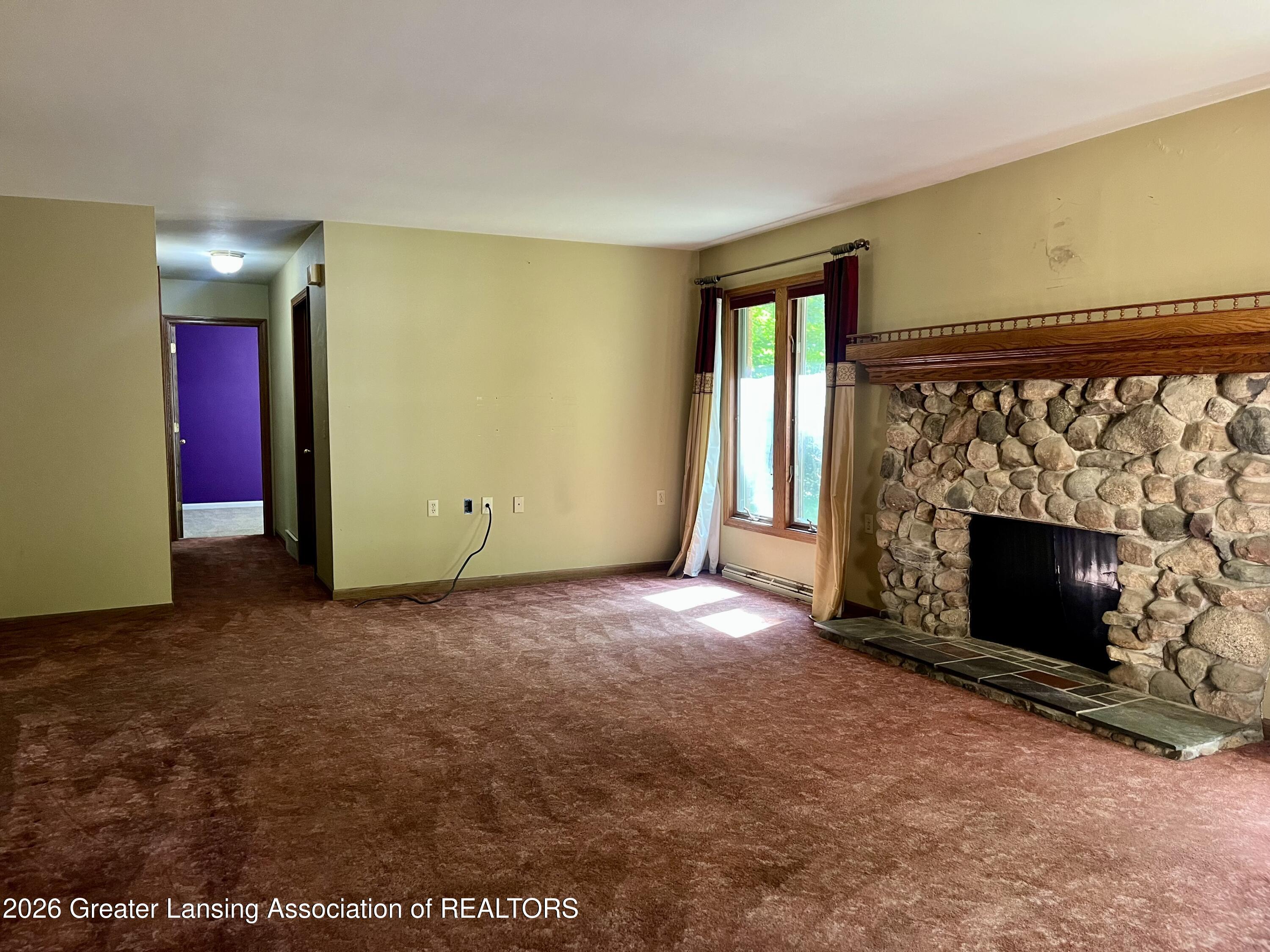 13708 Oneida Road Grand Ledge, MI 48837 - Photo 5 of 22 IMG_1038