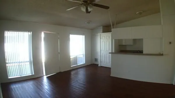 $1,500 | 608 West 51st Street, Unit 104, Austin, TX 78751