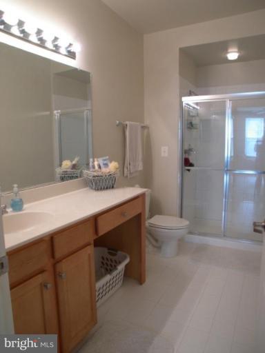 12001 Market Street, Unit 277 Reston, VA 20190 - Photo 15 of 23 Master Bath