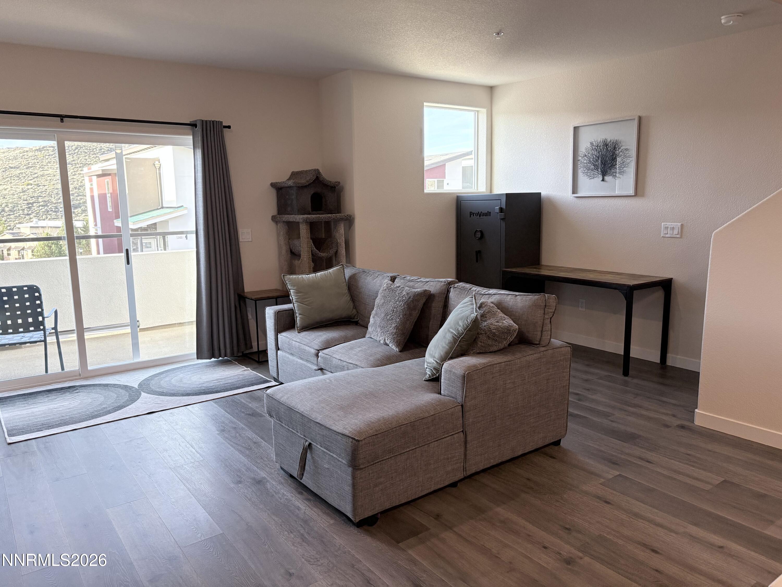 2408 Tecumseh Way Sparks, NV 89436 - Photo 22 of 34 Living_Room_3_(1)