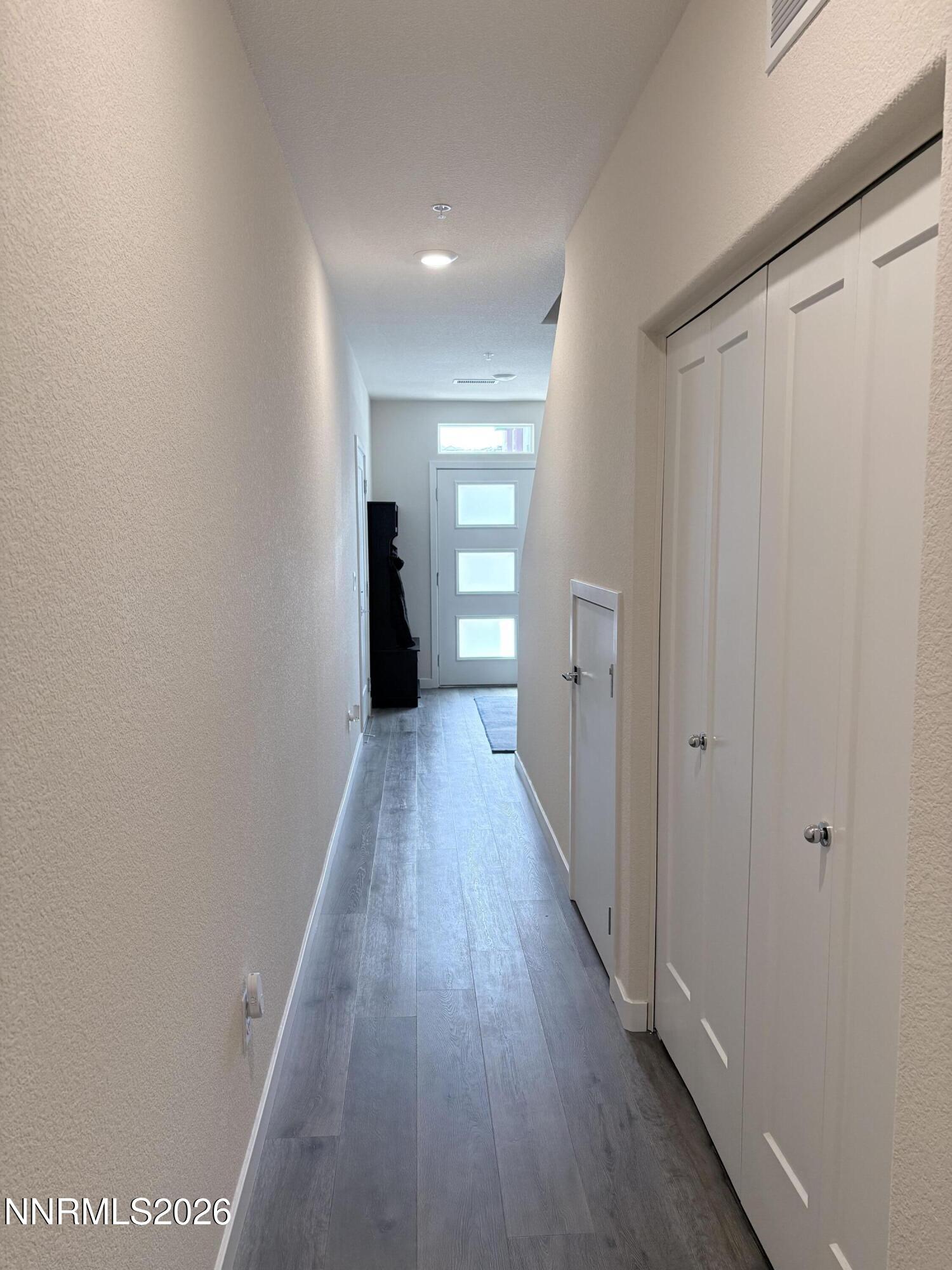 2408 Tecumseh Way Sparks, NV 89436 - Photo 8 of 34 Hallway_1st_Flr_2