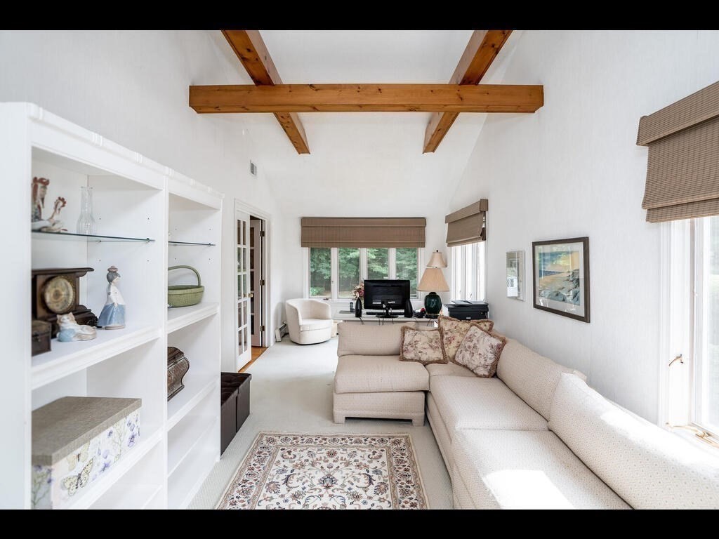 22 Blacksmith Road Wilbraham, MA 01095 - Photo 13 of 28
