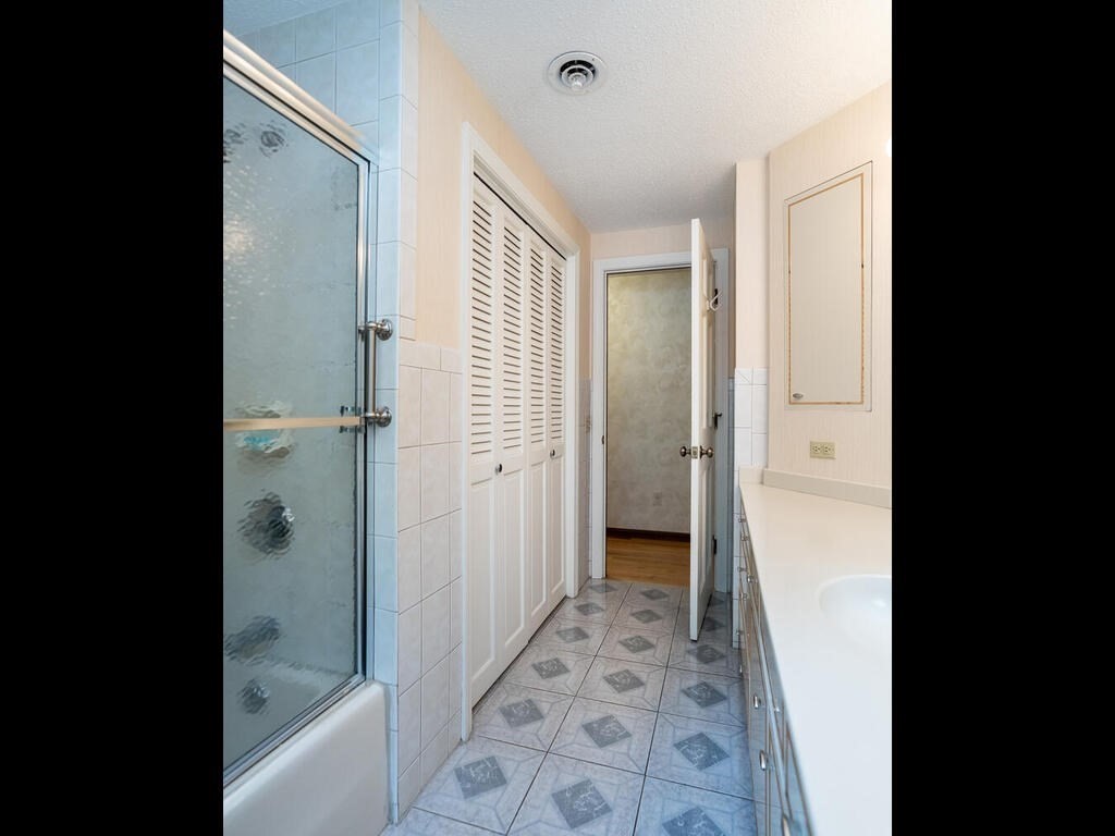 22 Blacksmith Road Wilbraham, MA 01095 - Photo 15 of 28
