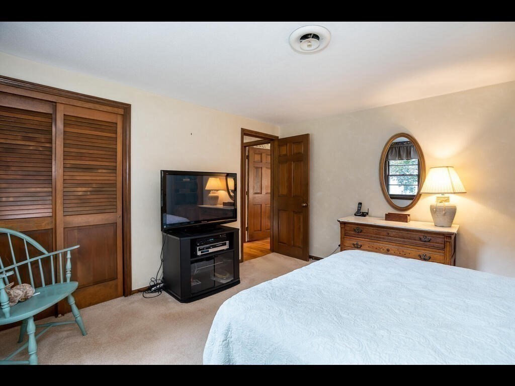 22 Blacksmith Road Wilbraham, MA 01095 - Photo 18 of 28