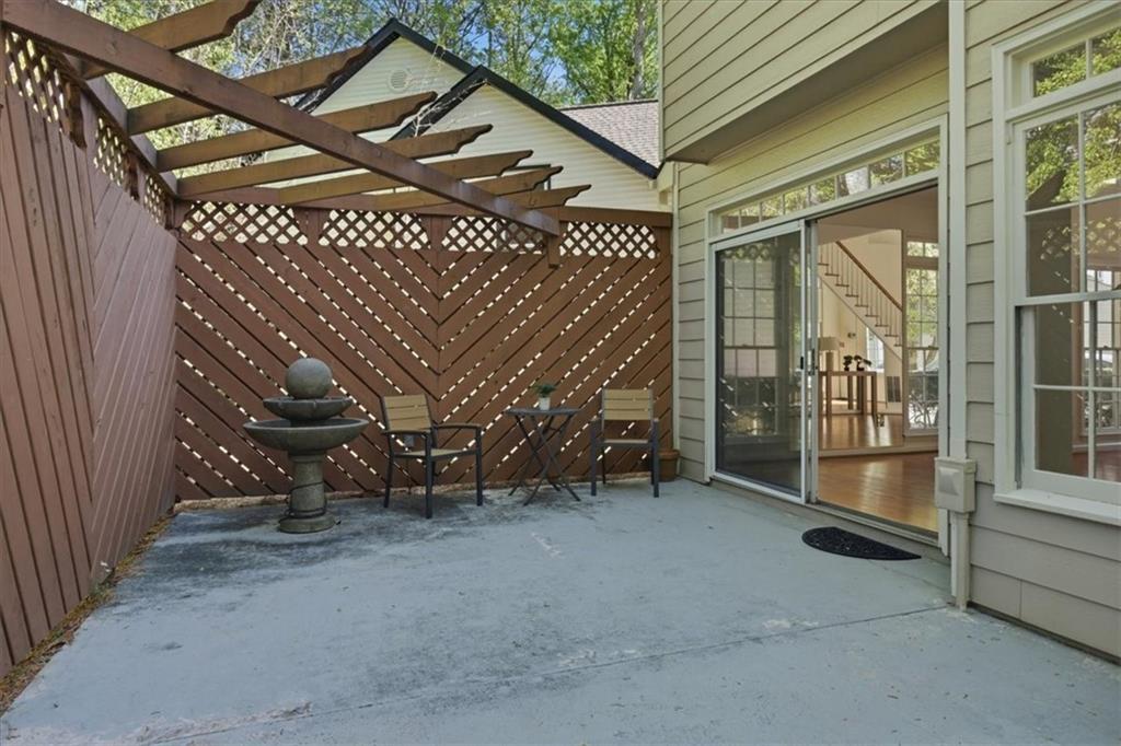 220 Ridge Point Court Alpharetta, GA 30022 - Photo 14 of 48