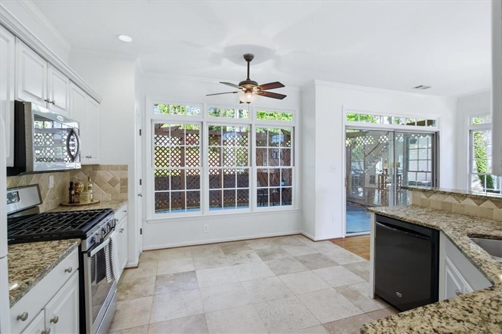 220 Ridge Point Court Alpharetta, GA 30022 - Photo 17 of 48