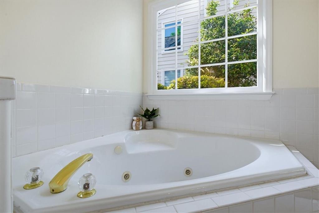 220 Ridge Point Court Alpharetta, GA 30022 - Photo 21 of 48