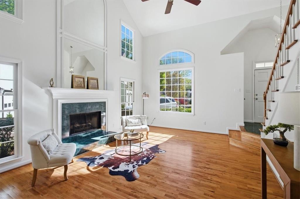 220 Ridge Point Court Alpharetta, GA 30022 - Photo 7 of 48