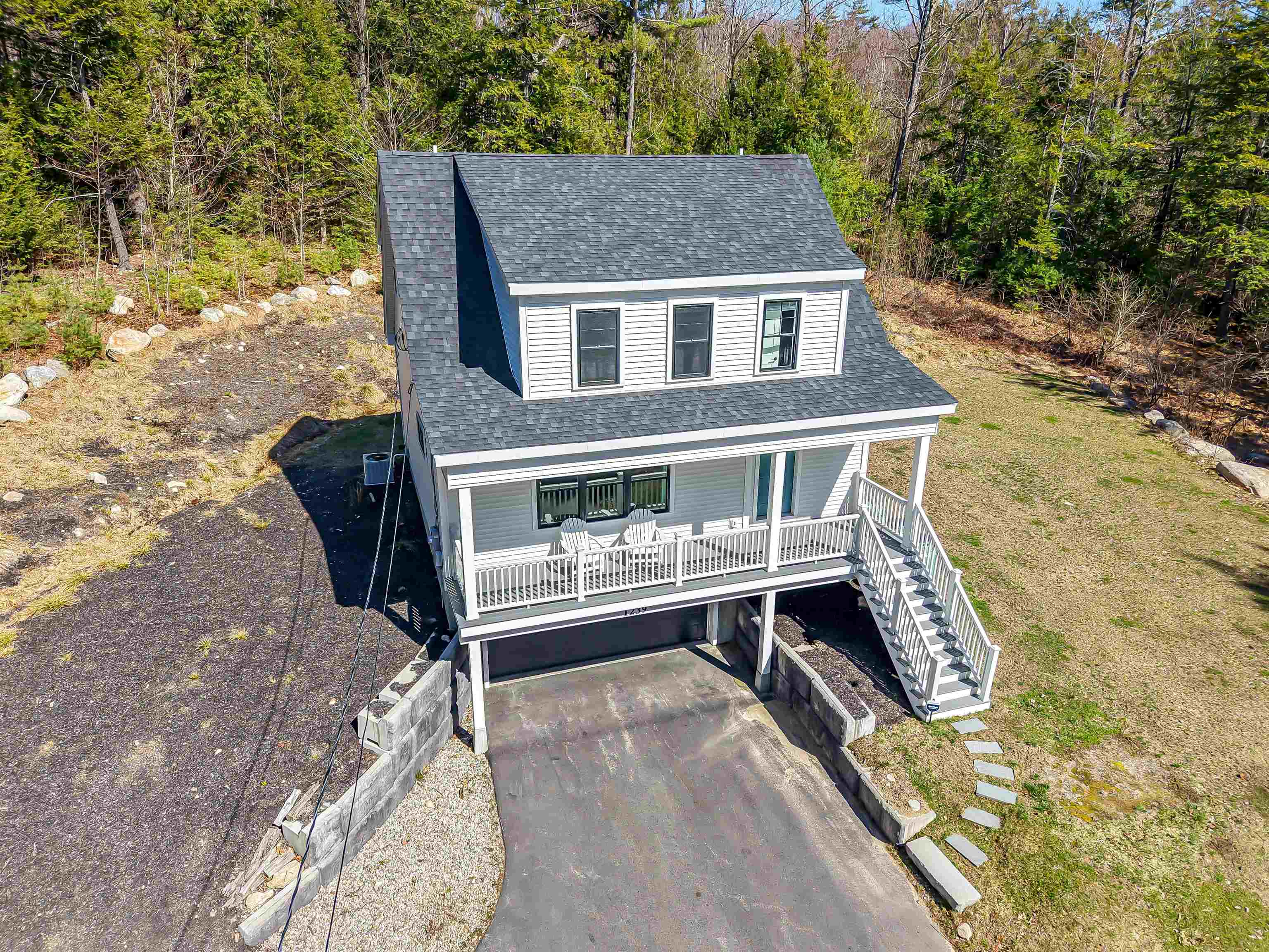1239 Center Street Wolfeboro, NH 03894 - Photo 3 of 45