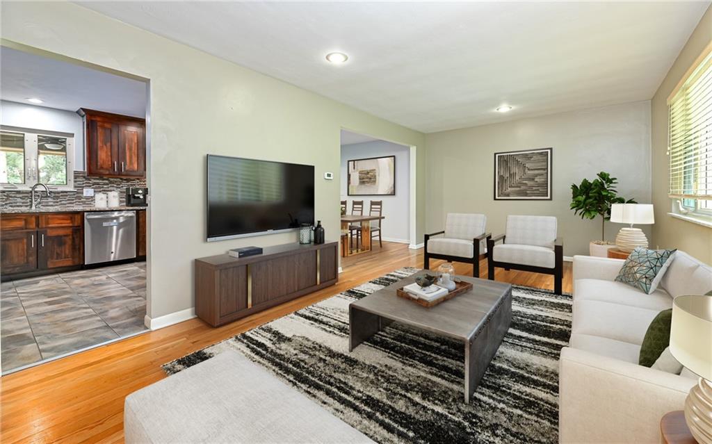 460 Highview Road Wexford, PA 15090 - Photo 3 of 25