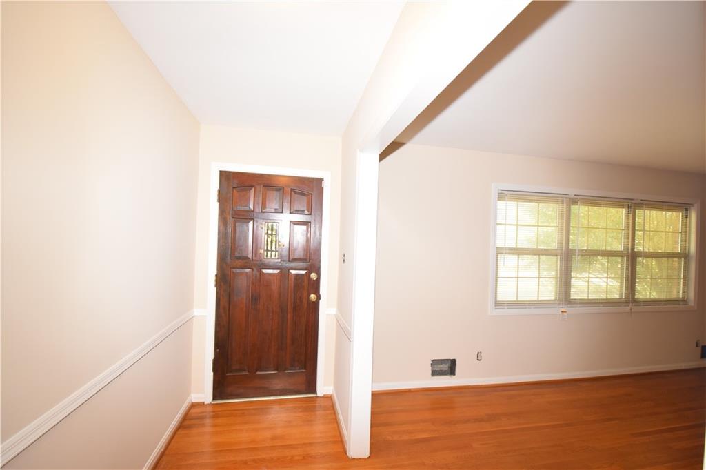 928 Rays Road Stone Mountain, GA 30083 - Photo 18 of 40