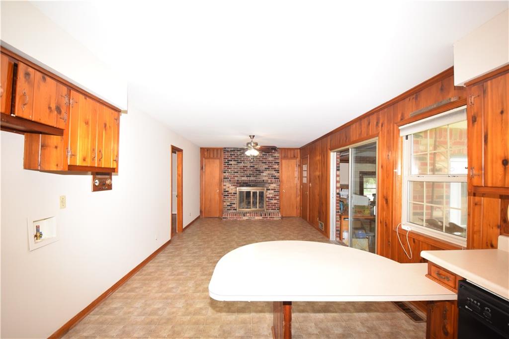 928 Rays Road Stone Mountain, GA 30083 - Photo 25 of 40