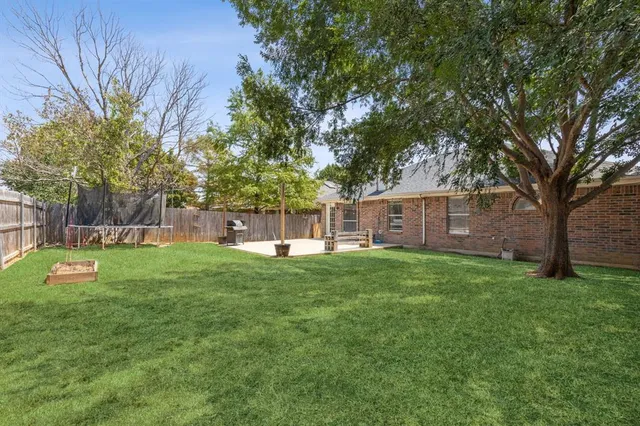 $1,999 | 2707 Yorkfield Court, Arlington, TX 76001