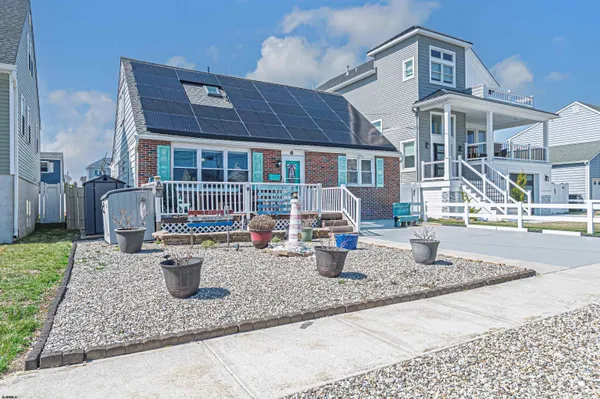$685,000 | 6 Franklin Place, Brigantine, NJ 08203