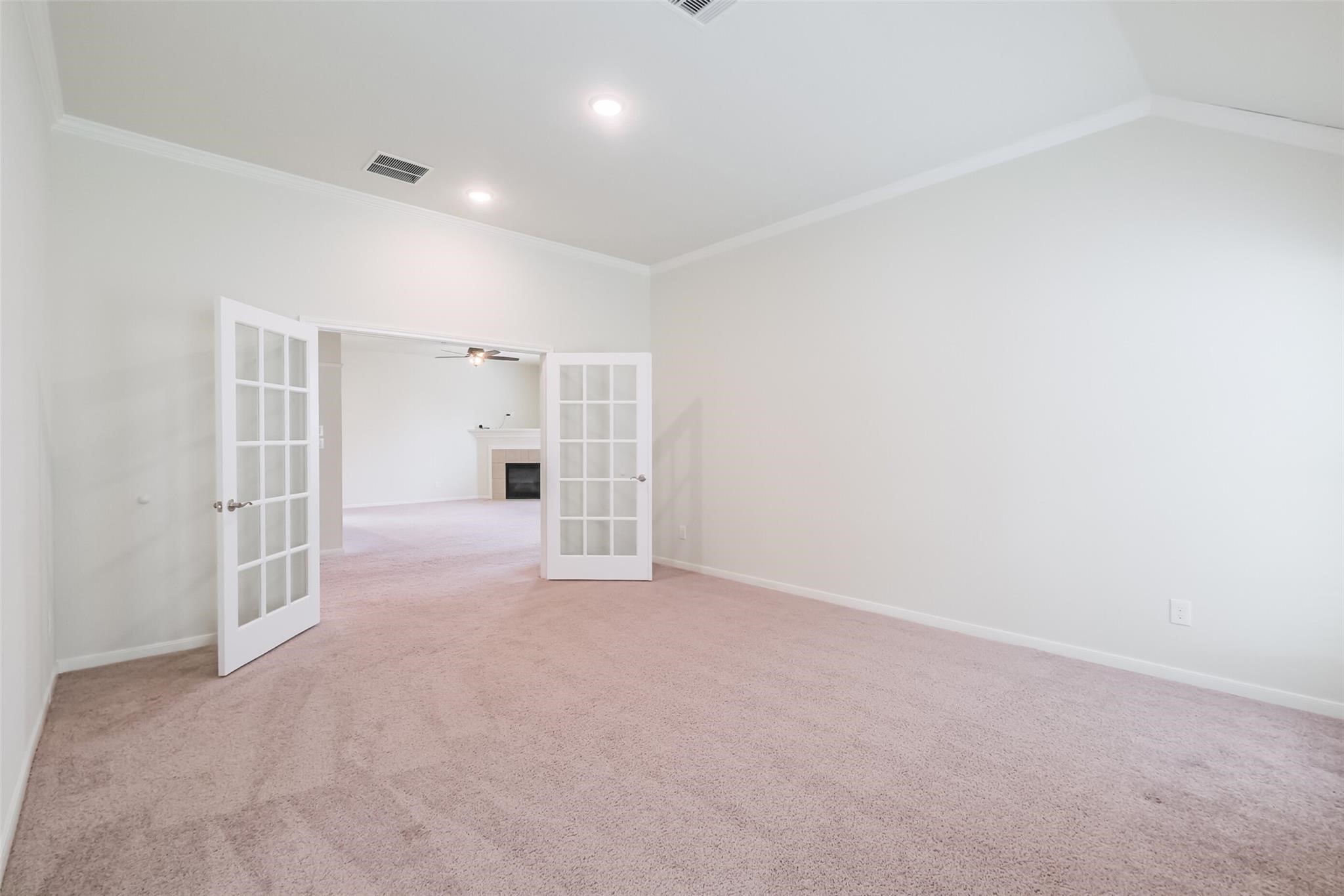 6811 Gonzales Point Manvel, TX 77578 - Photo 14 of 26 Gameroom