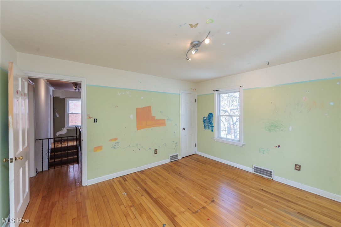 3921 Bushnell Road Cleveland, OH 44118 - Photo 20 of 38 Gallery Image 20