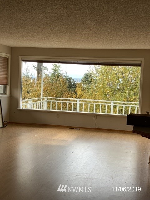 2174 Inverness Way Coupeville, WA 98239 - Photo 9 of 17 Gallery Image 9