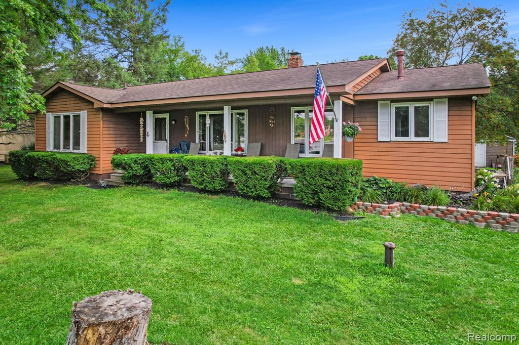 6269 Mabley Hill Road Fenton, MI 48430 - Photo 2 of 56