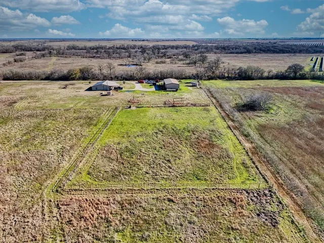 $525,000 | 1347 Lcr 152 Mount, Mount Calm, TX 76673