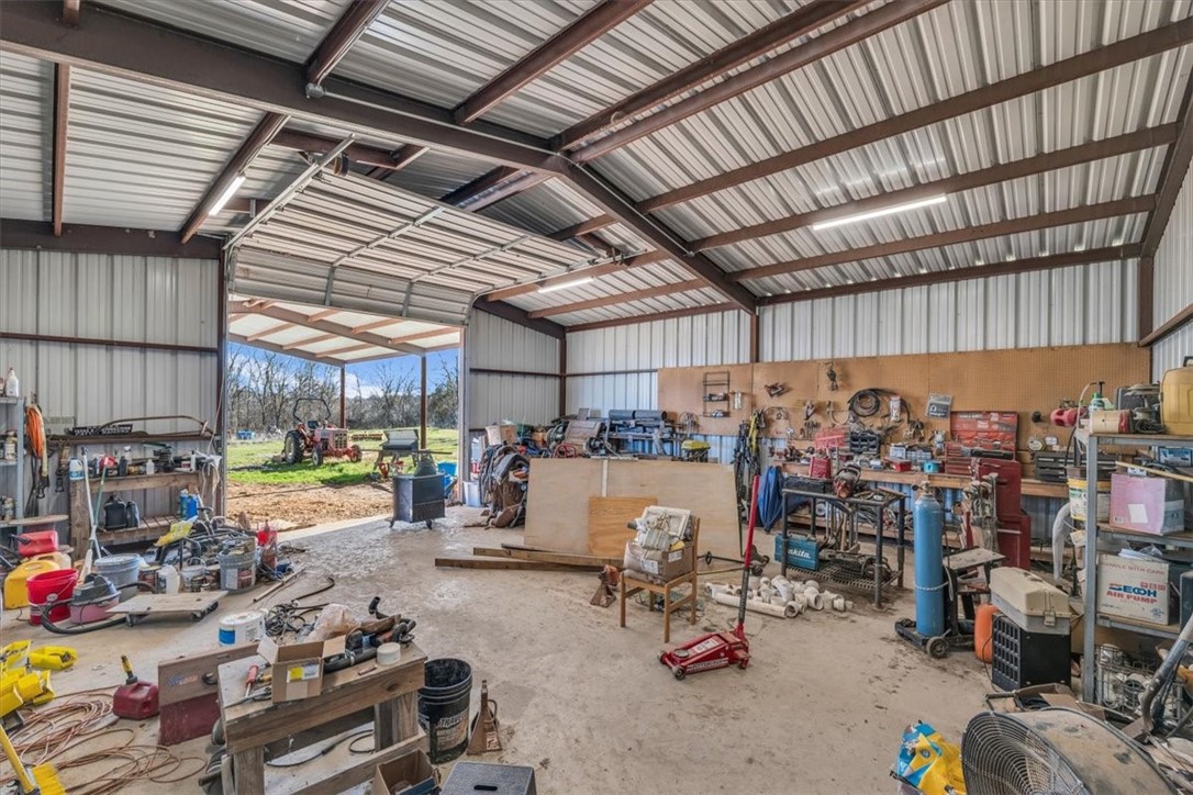 1347 Lcr 152 Mount Mount Calm, TX 76673 - Photo 6 of 29