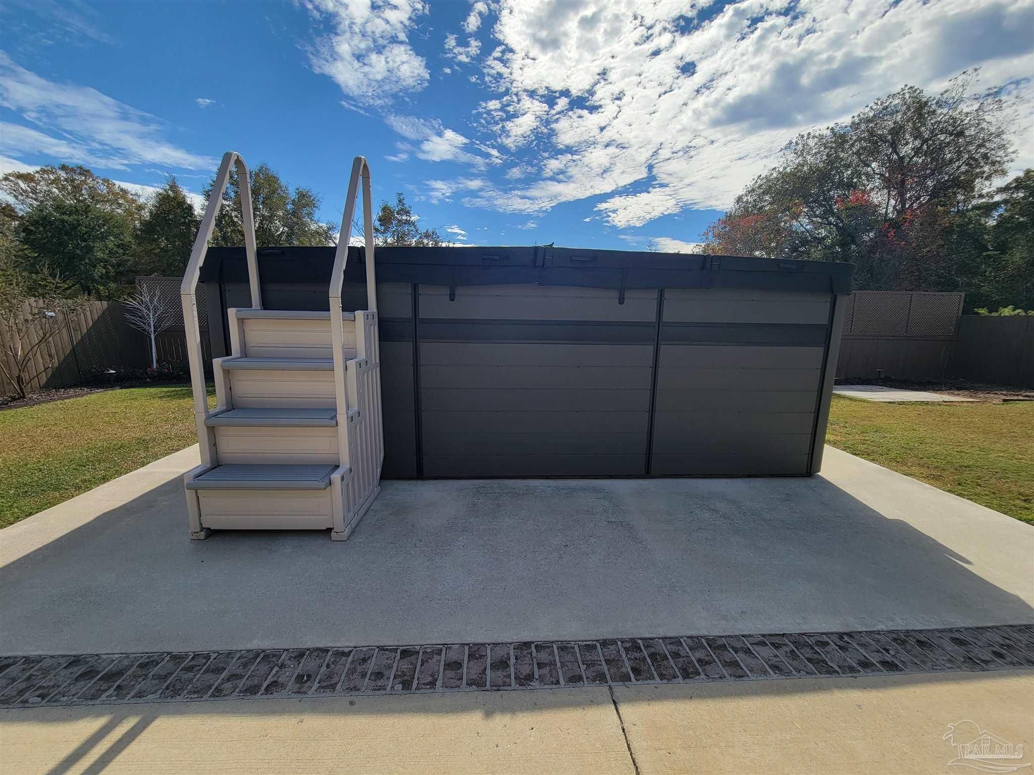 1612 Cadence Loop Cantonment, FL 32533 - Photo 5 of 40