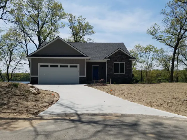 $69,500 | 7901 South Potawatomi, Unit 56, Newaygo, MI 49337