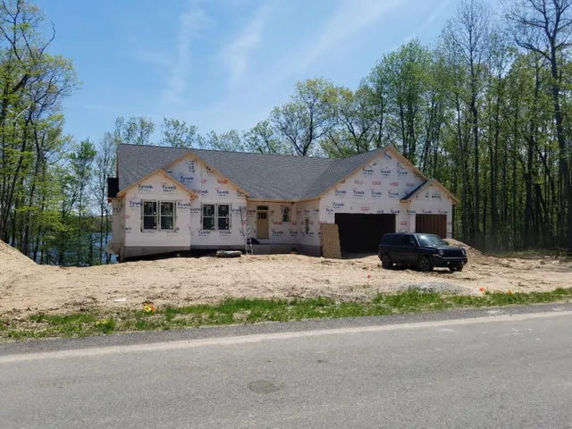 $69,500 | 7901 South Potawatomi, Unit 56, Newaygo, MI 49337