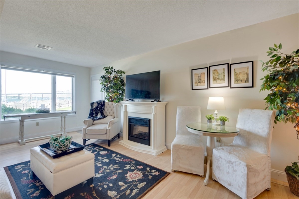 700 Shore Drive, Unit 3303 Fall River, MA 02721 - Photo 6 of 25