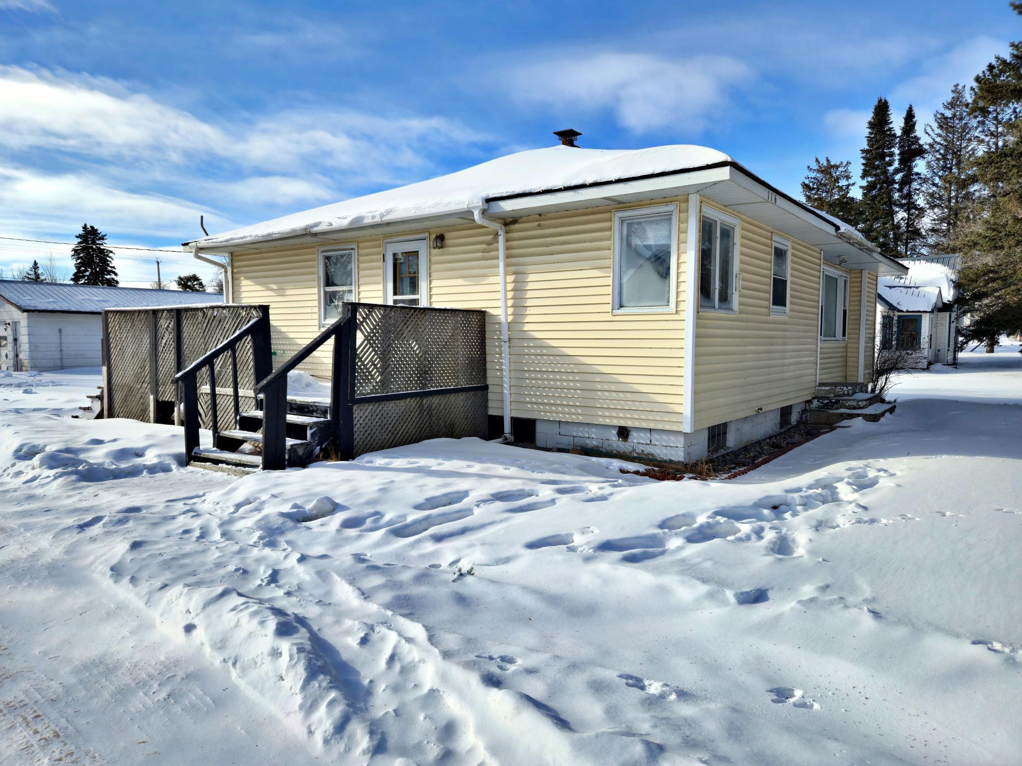 116 1st Street Northwest Menahga, MN 56464 - Photo 2 of 28