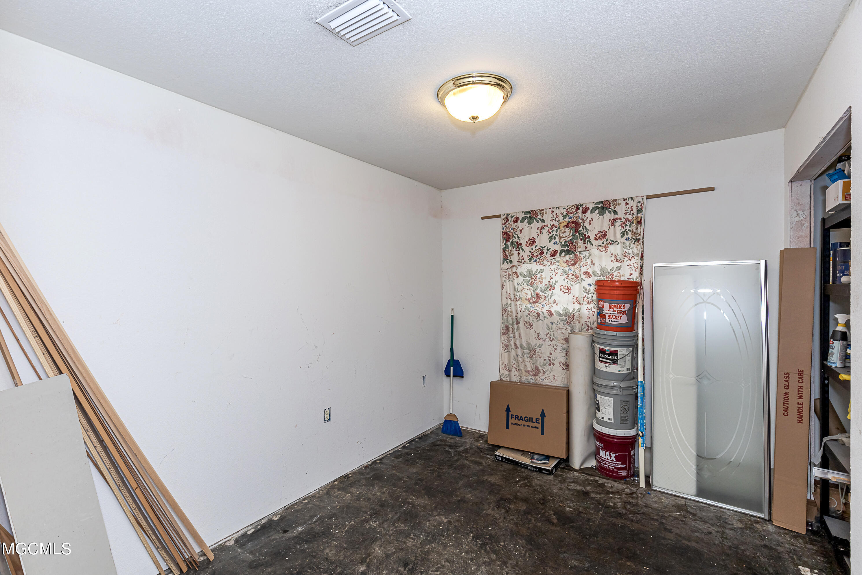 11368 Ruth Court Biloxi, MS 39532 - Photo 26 of 46 IMG_2947