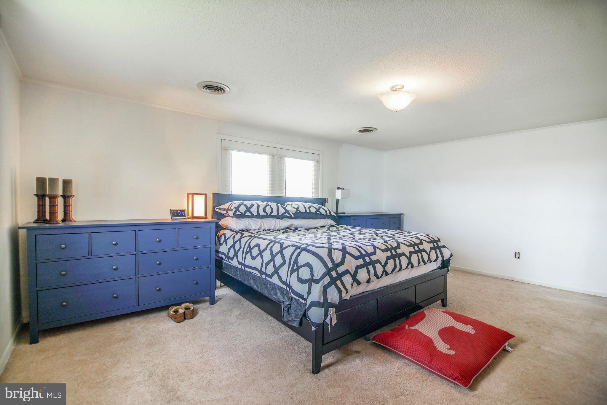 8025 Damascus Road Gaithersburg, MD 20882 - Photo 14 of 30 Bedroom (Master)