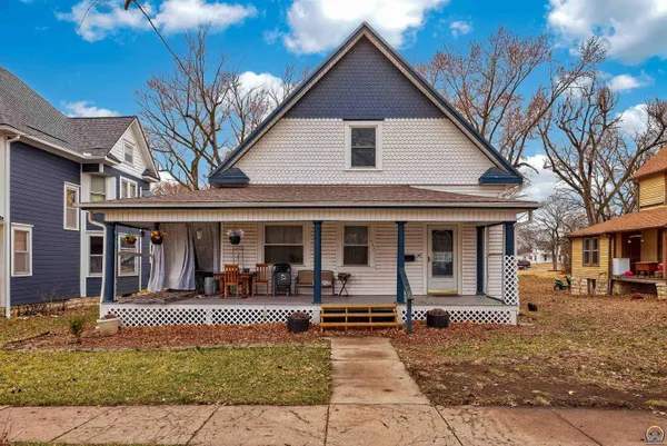 $189,900 | 523 Kansas Avenue, Holton, KS 66436