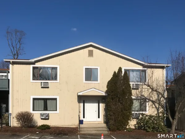 $1,700 | 60 Plainfield Avenue, Unit 10, West Haven, CT 06516