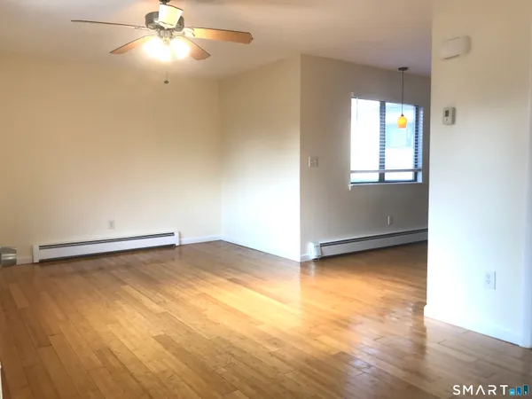 $1,700 | 60 Plainfield Avenue, Unit 10, West Haven, CT 06516