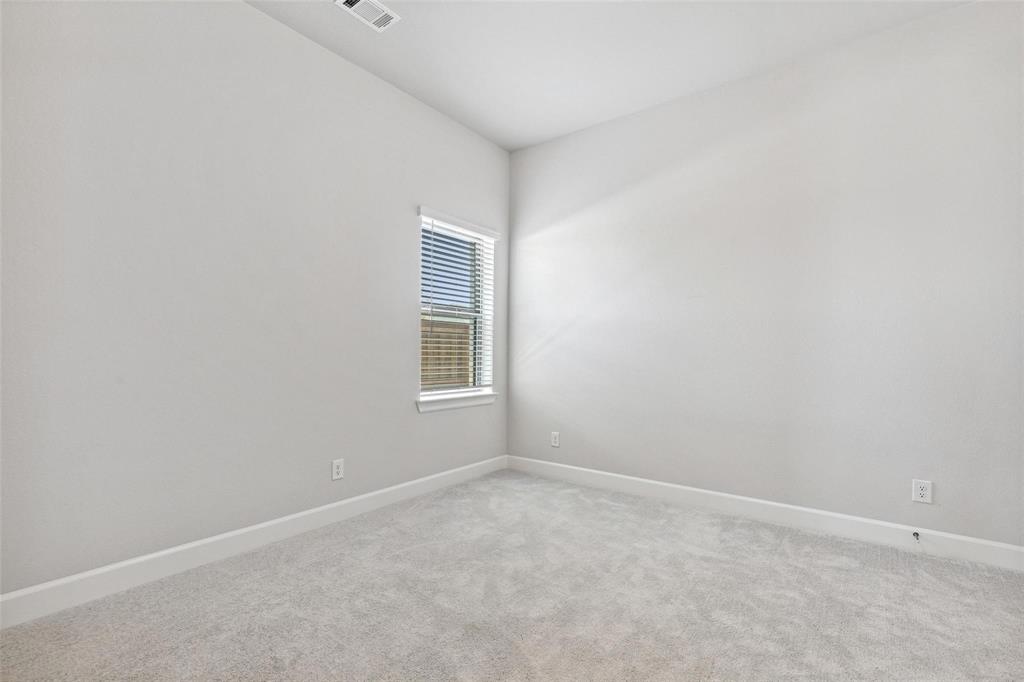 2813 Trinity Ridge Street Mansfield, TX 76063 - Photo 16 of 27