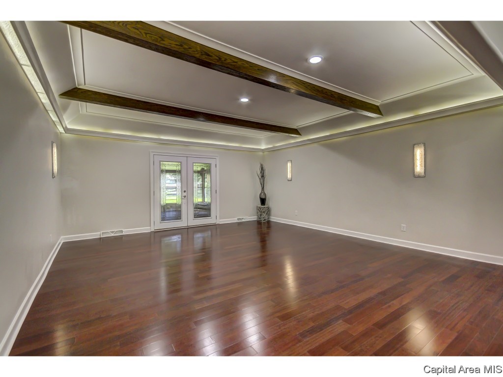 100 Pinehurst Drive Springfield, IL 62704 - Photo 12 of 36