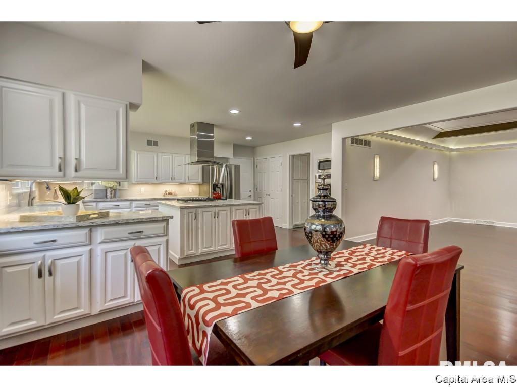 100 Pinehurst Drive Springfield, IL 62704 - Photo 18 of 36
